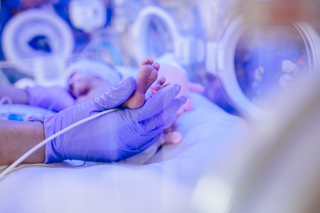 A little letter to the NICU parents from the NICU nurses